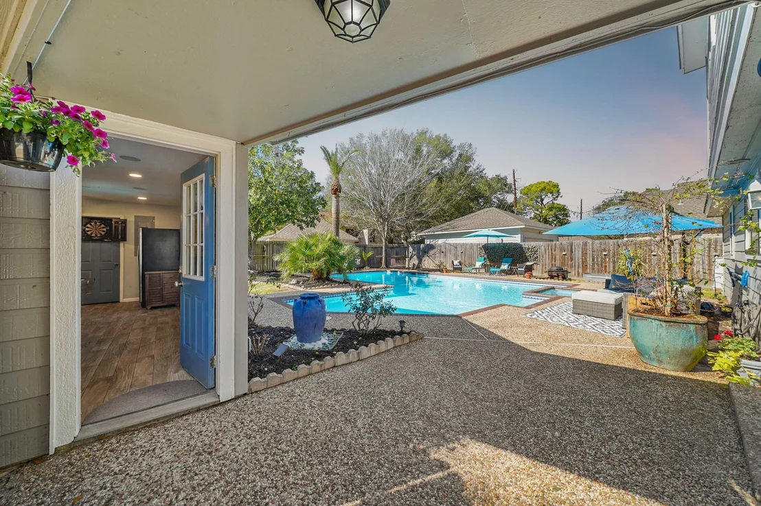 Photo of 1707 Hoyt Lane