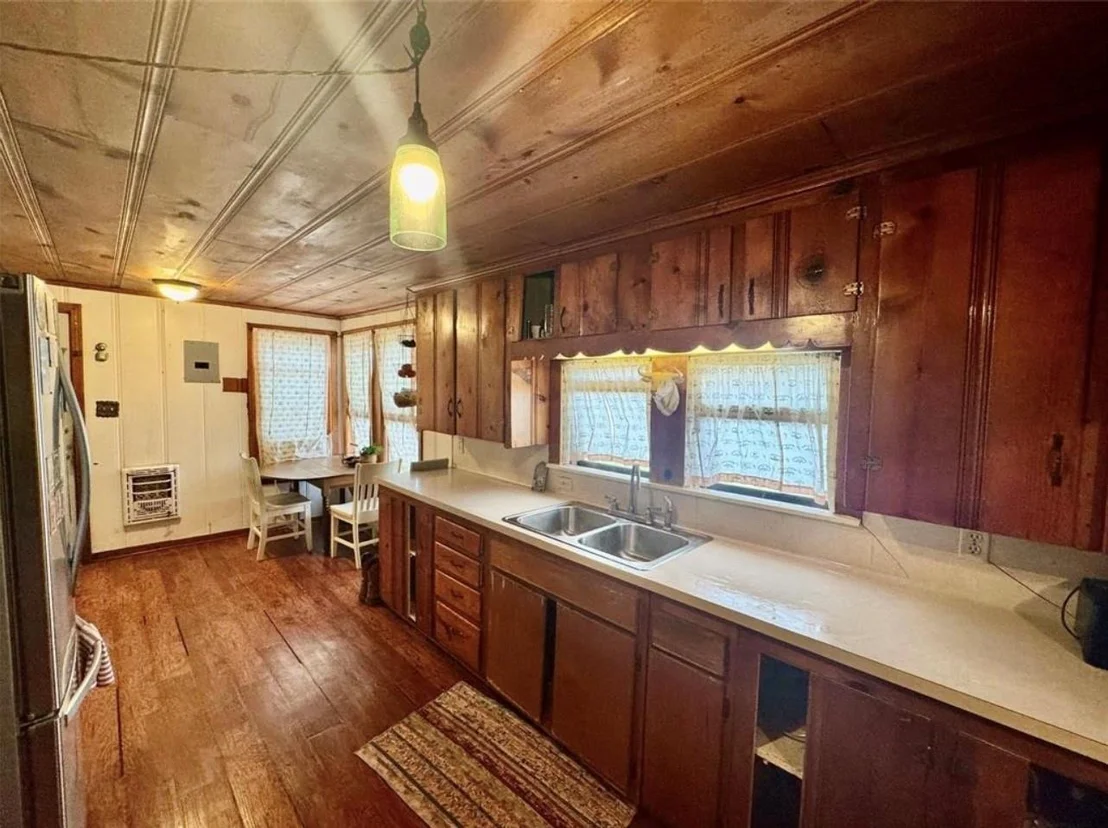 Photo of 188 Elm Street