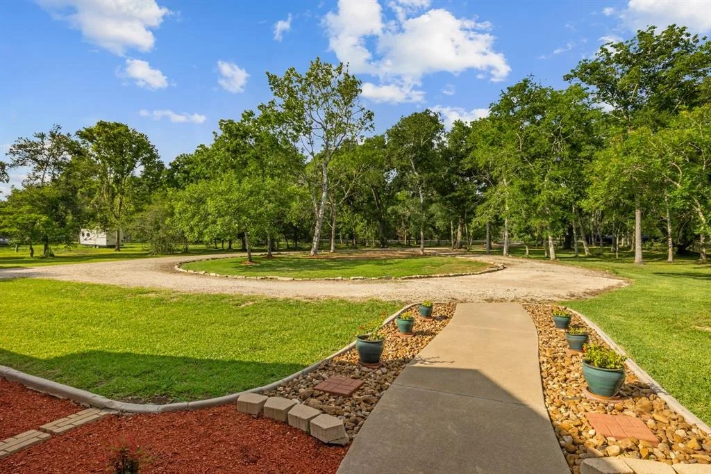 Photo of 18206 River Oaks Road