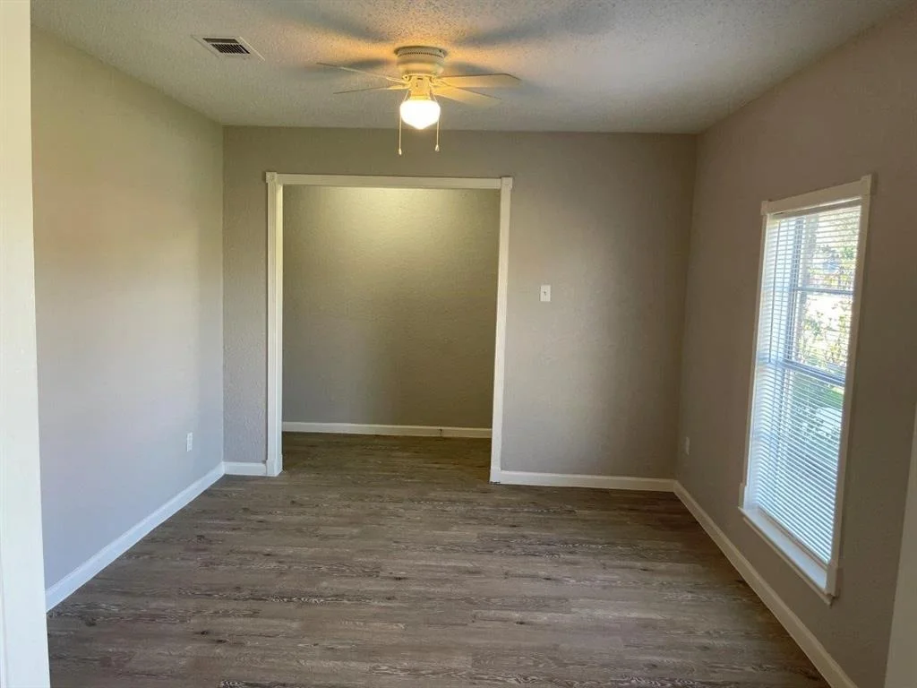 Photo of 4914 Fairgreen Lane
