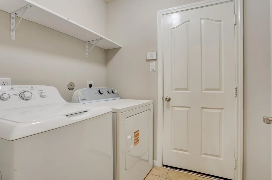 Photo of 2818 J R Drive
