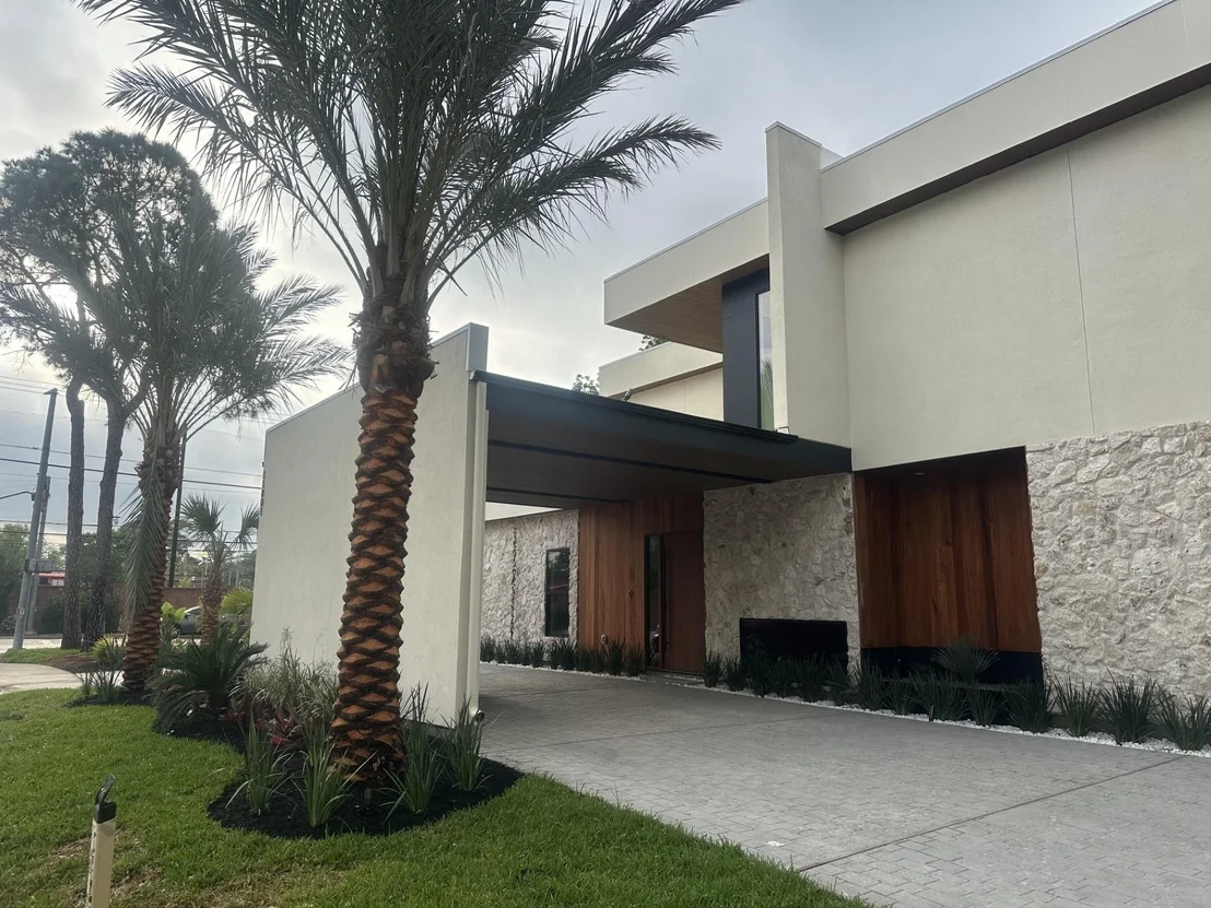 Photo of 8606 Westview Drive