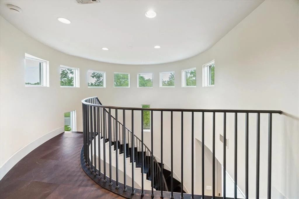 Photo of 2949 Chevy Chase Drive