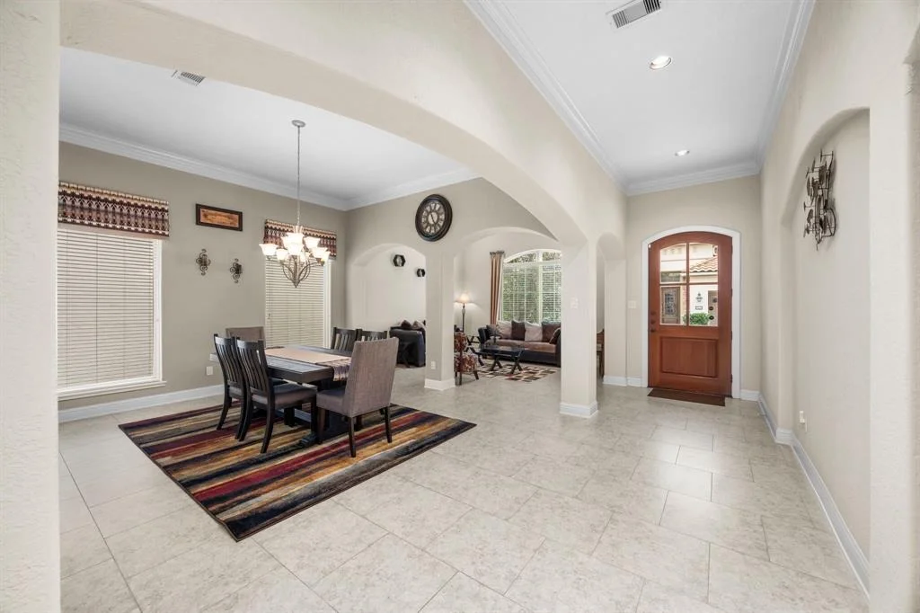 Photo of 2627 Tudor Manor