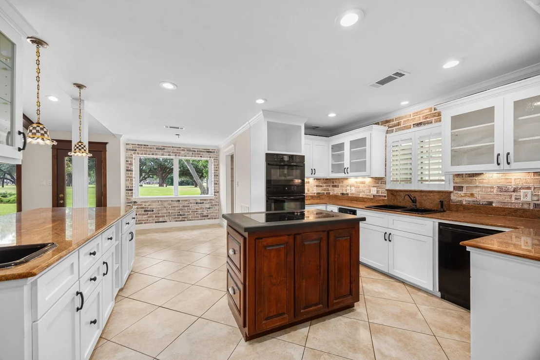 Photo of 6115 Bermuda Dunes Drive