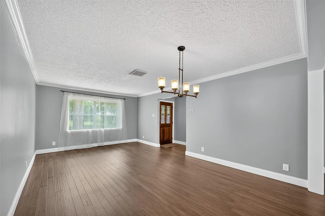 Photo of 11102 Endicott Lane