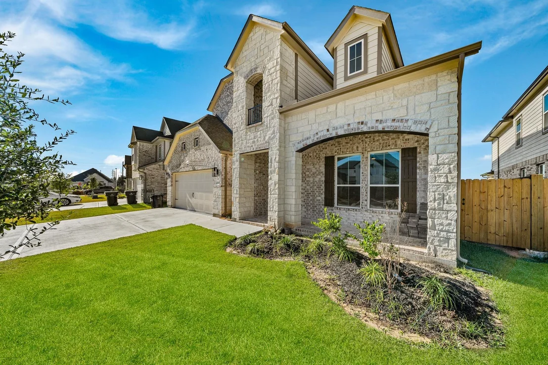 Photo of 2515 Red Hickory Drive