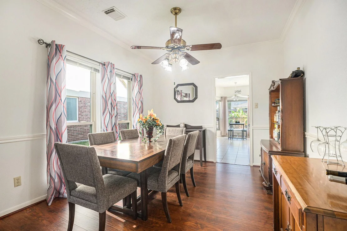 Photo of 1003 Glenview Drive