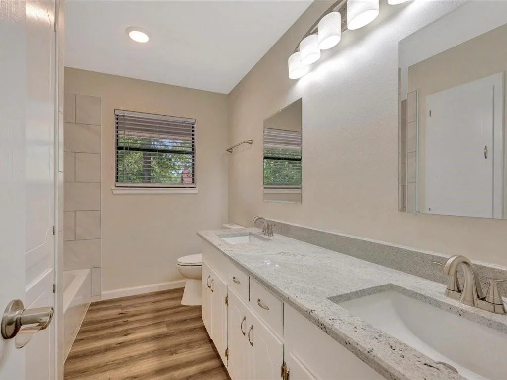 Photo of 900 Edgewood Circle