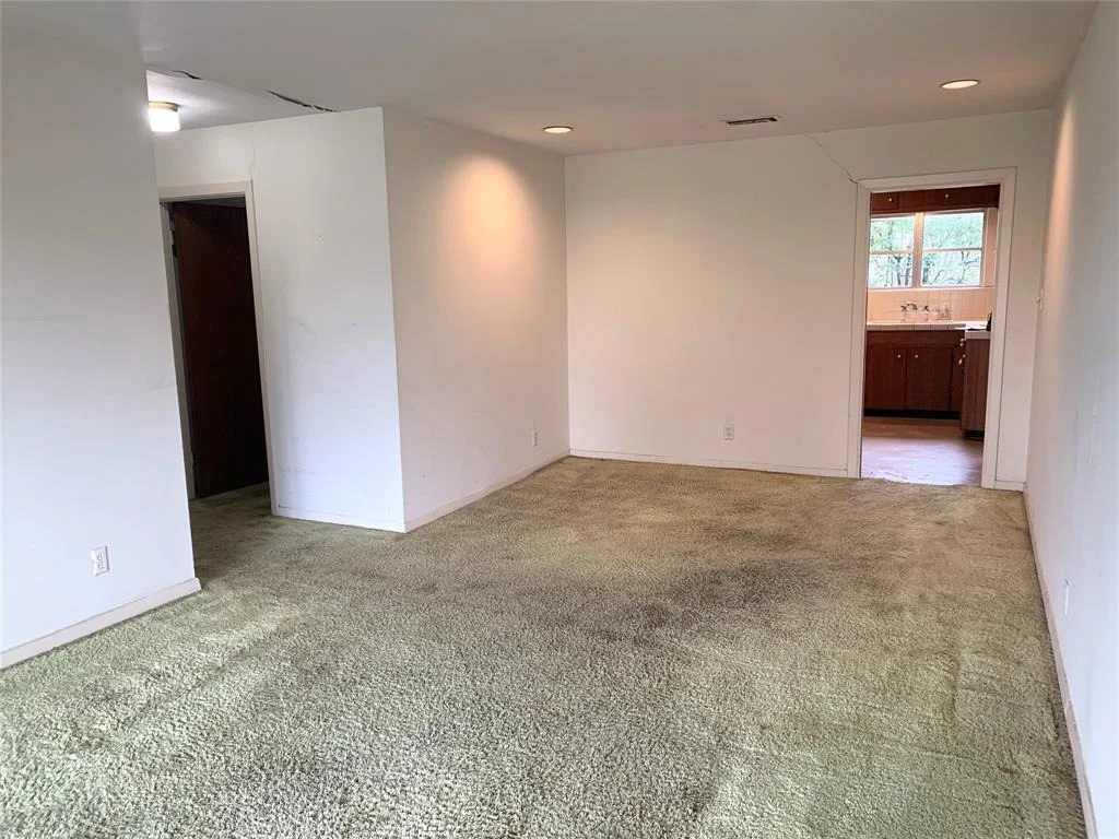 Photo of 4609 Redstart Street