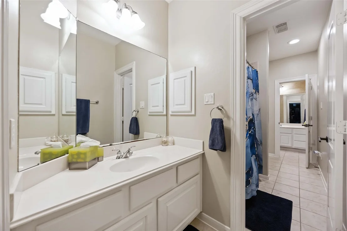 Photo of 27 Highclere Park Drive