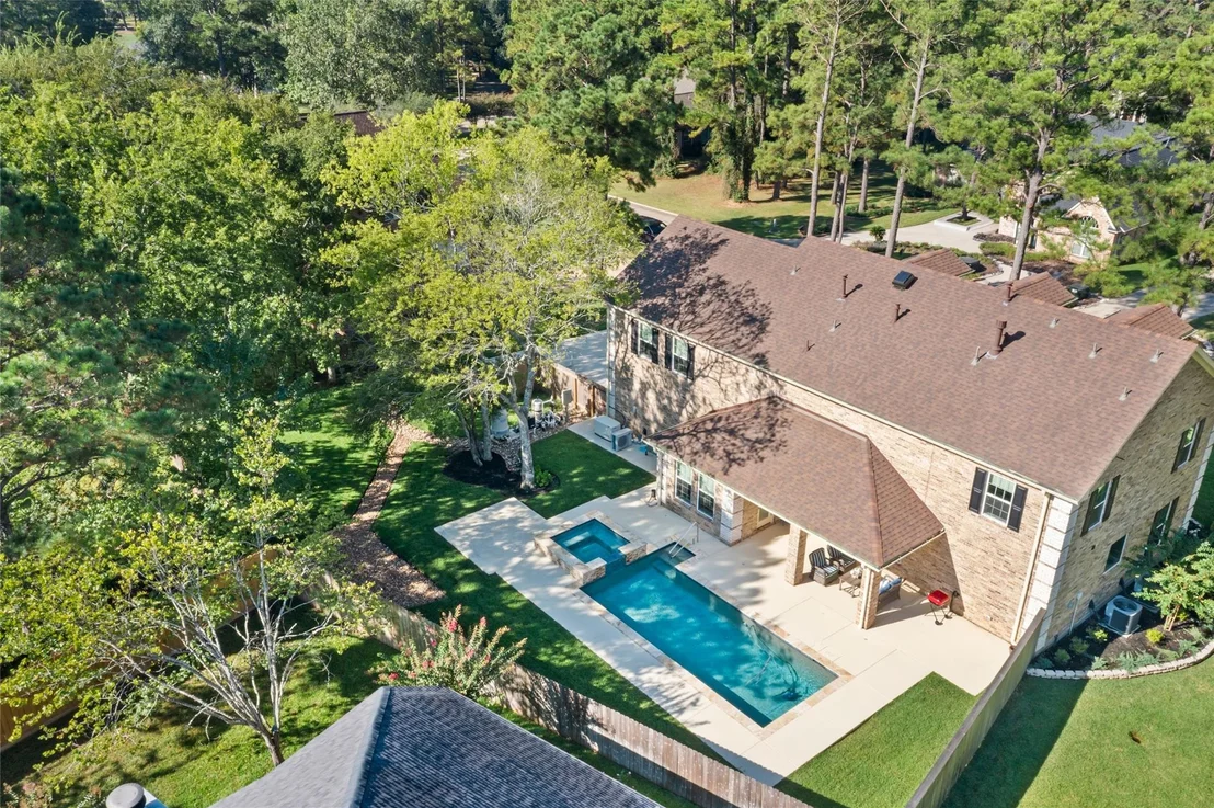 Photo of 172 Bent Tree Lane