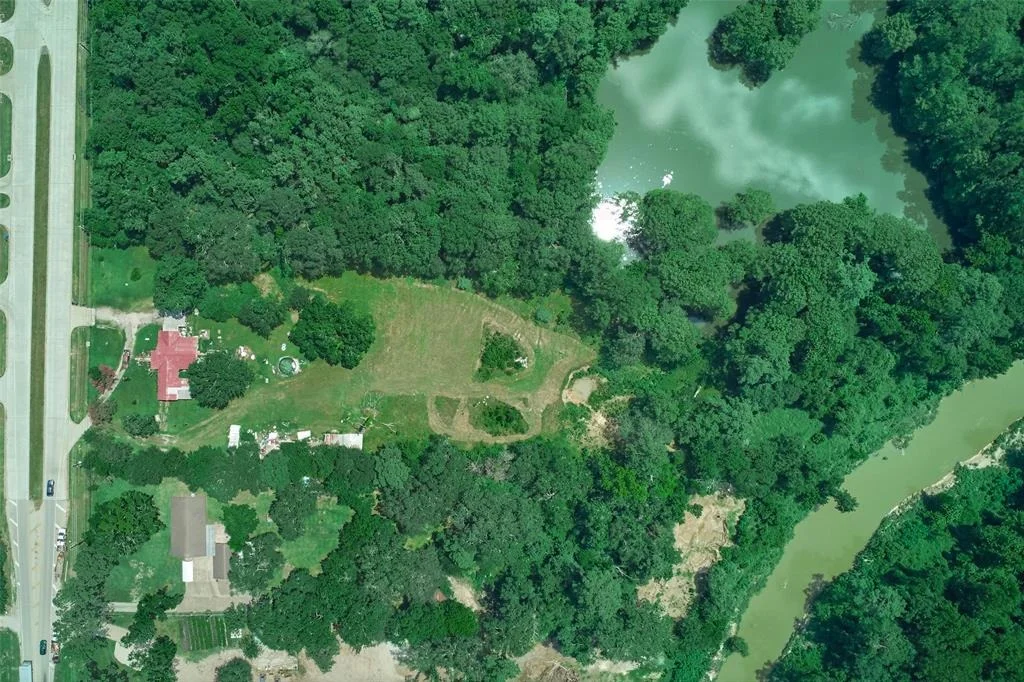Photo of 4702 Treaschwig Road