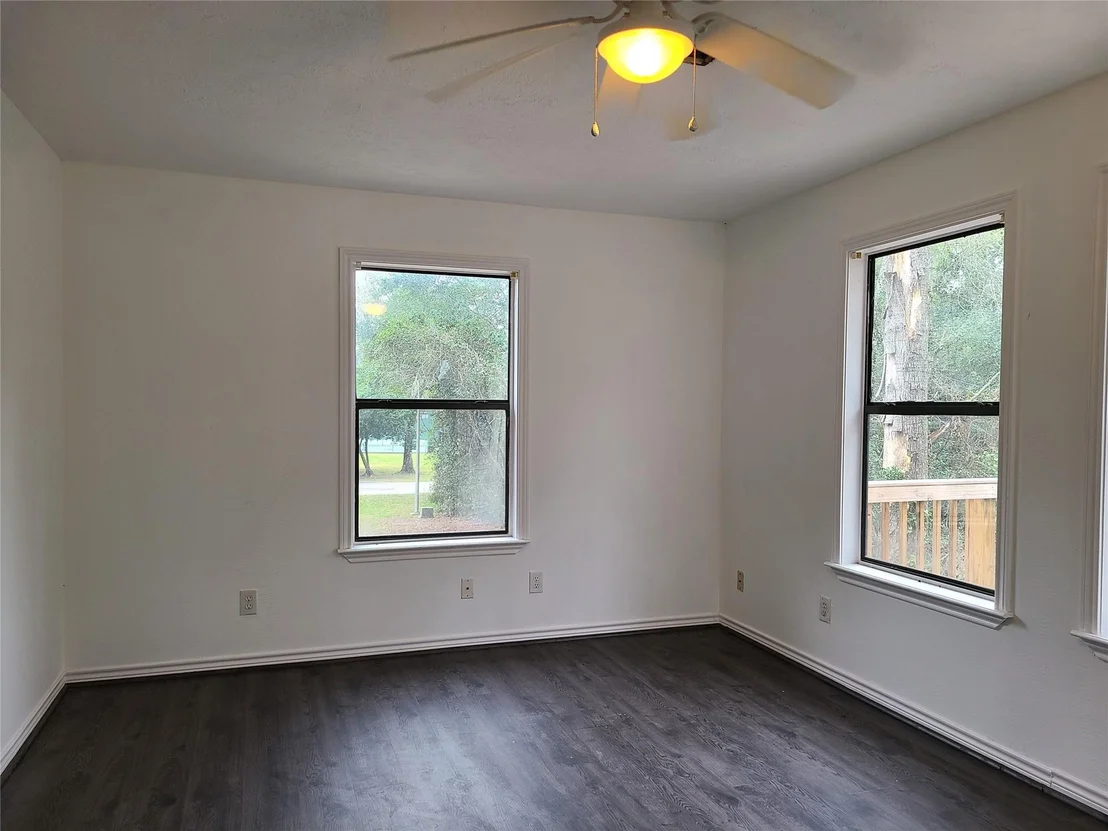 Photo of 615 River Plantation Drive