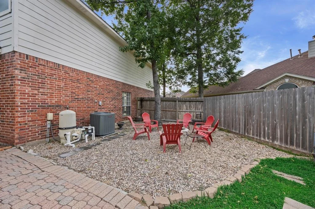 Photo of 3307 La Seine Lane