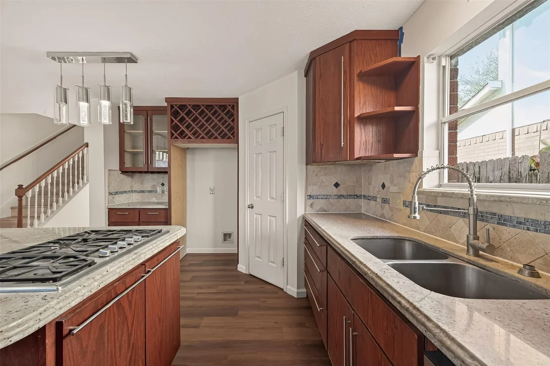 Photo of 15910 Clayton Bend Drive