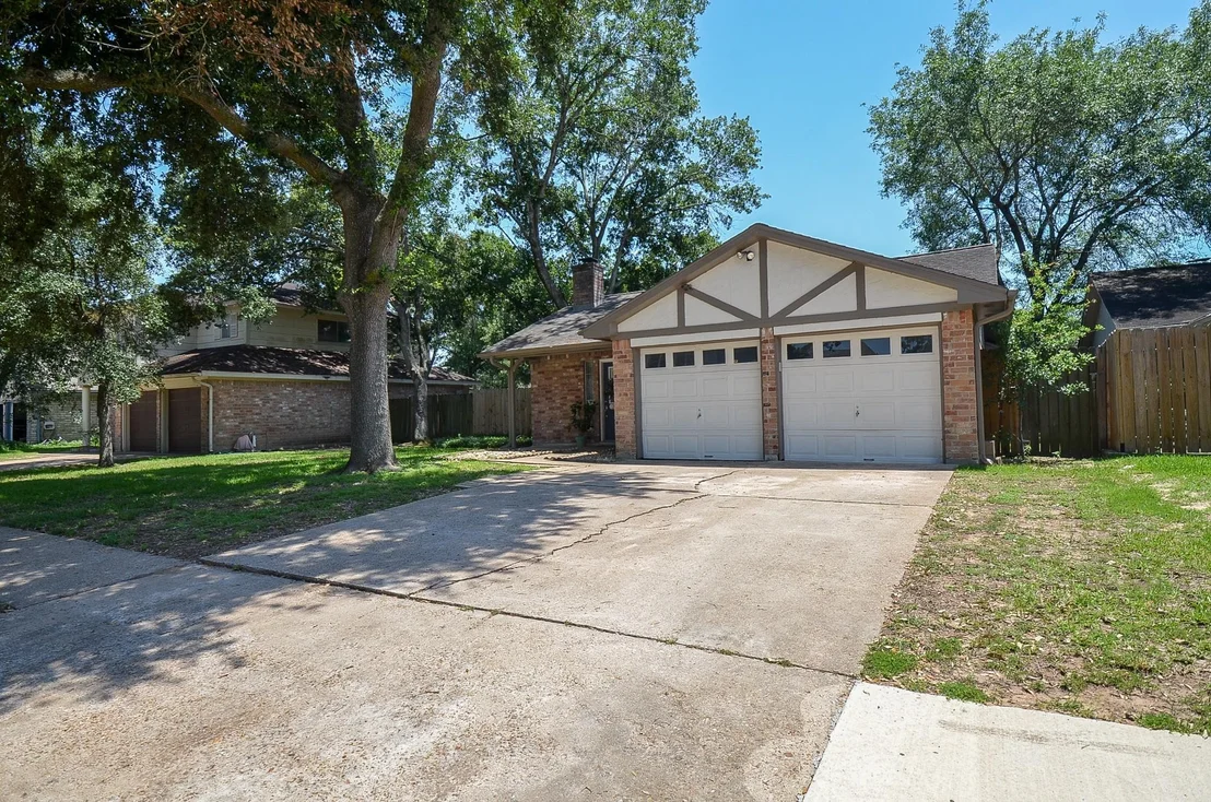 Photo of 20811 Park Pine Drive