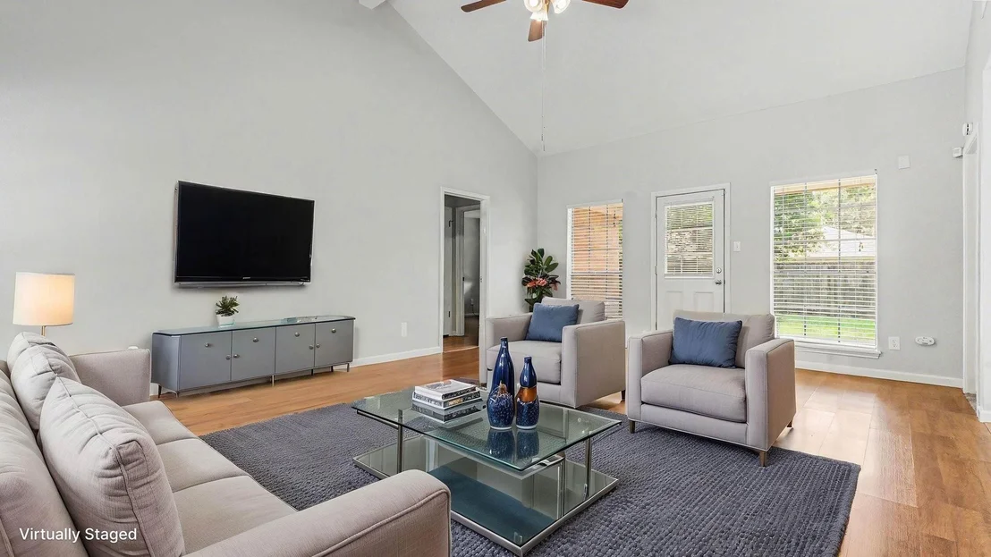 Photo of 2714 Longleaf Pines Drive