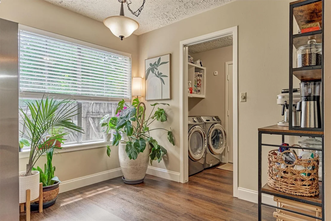 Photo of 2615 Rosewood Place