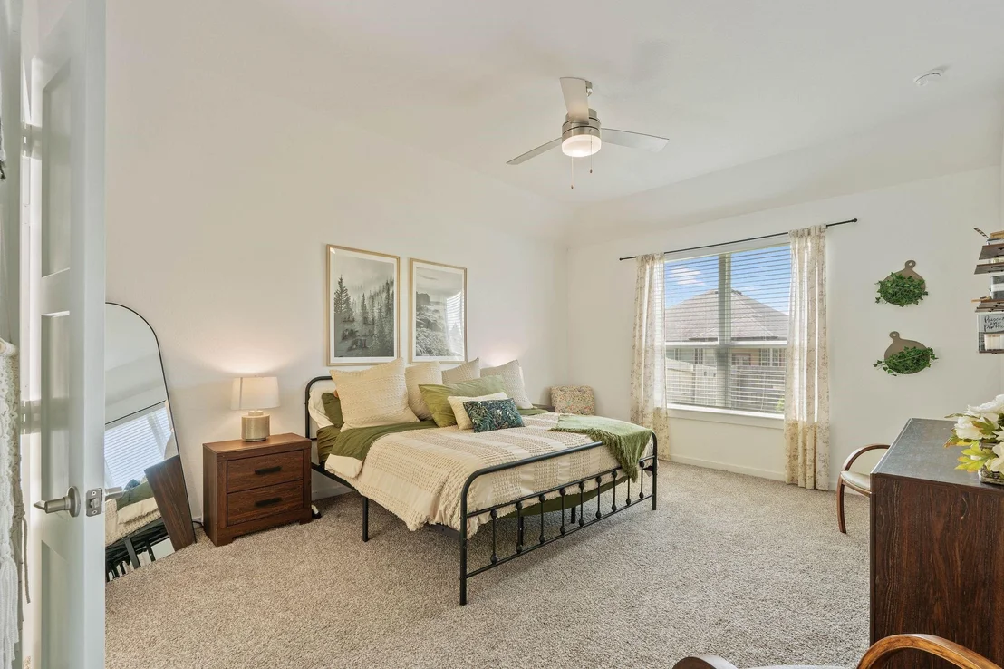 Photo of 565 Newcomb Hollow Drive