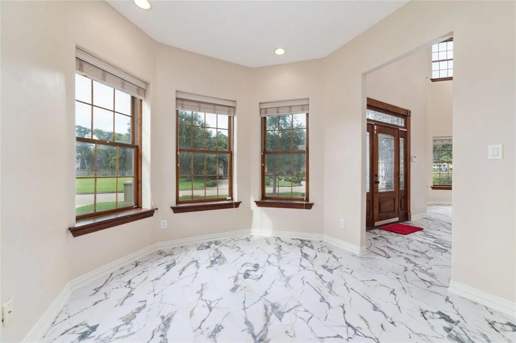Photo of 8316 Summit Place