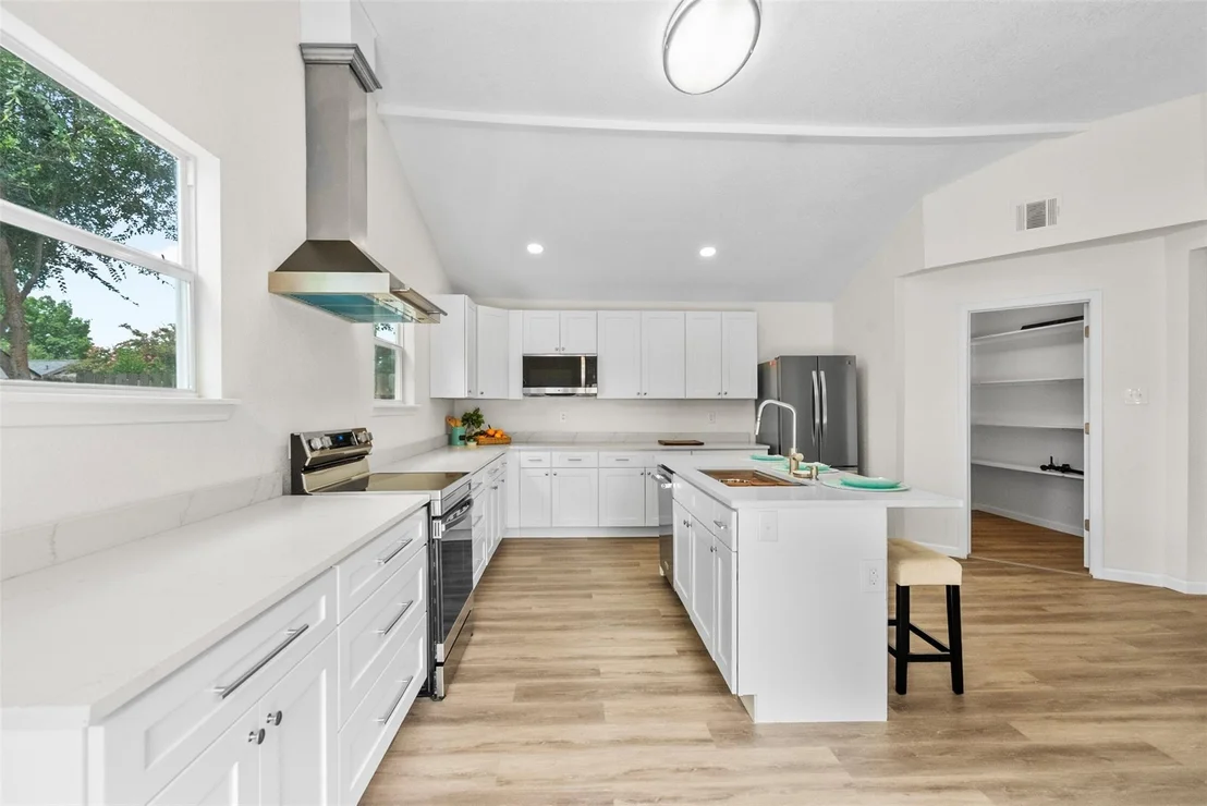 Photo of 19218 Cypress Harbor Drive