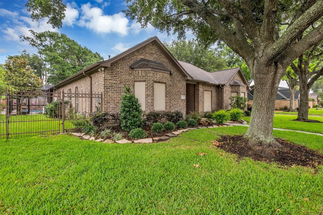 Photo of 3931 Bolivia Drive