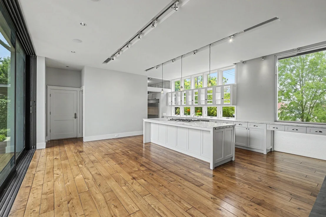 Photo of 4153 Oberlin Street