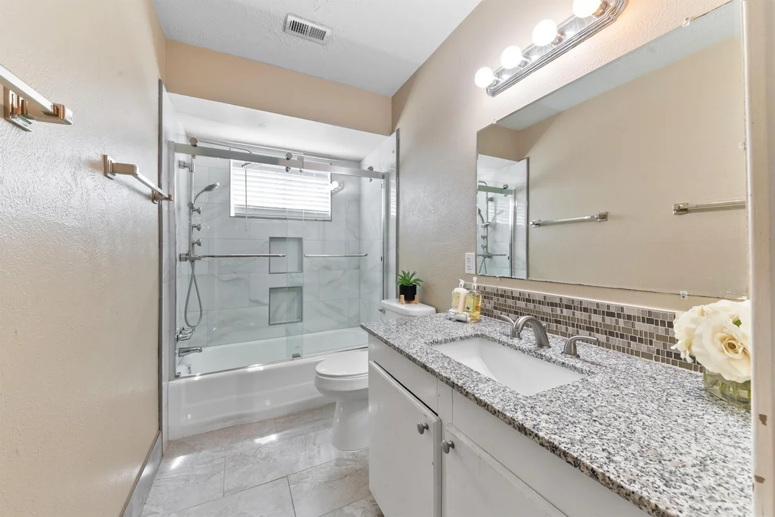 Photo of 4302 Marchant Road