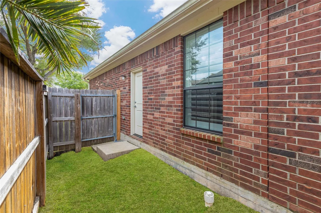Photo of 4223 Bear Creek Trace