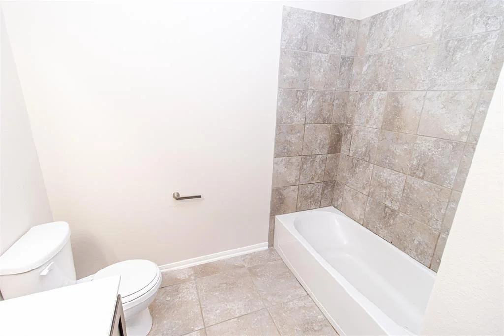 Photo of 303 Ginseng Lane