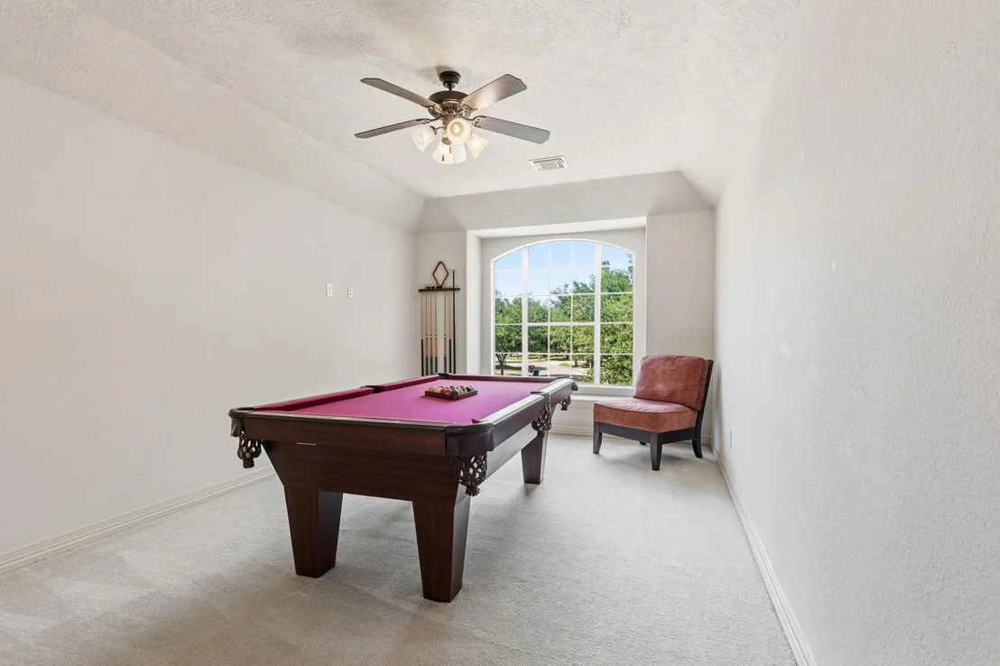 Photo of 8411 Middle Canyon Road