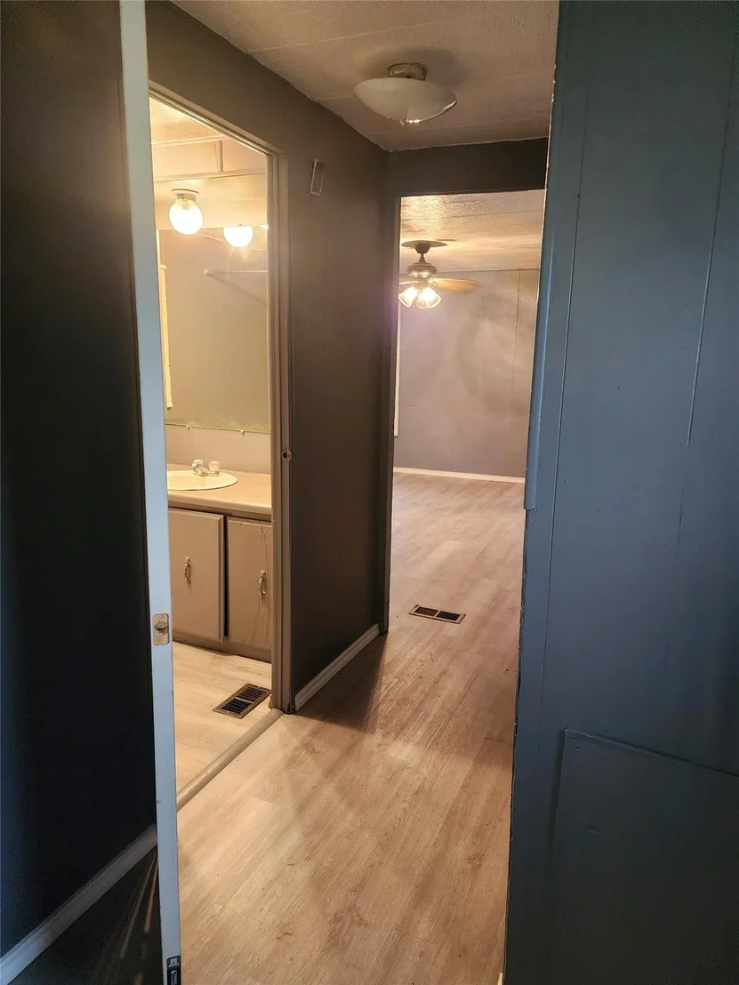 Photo of 226 Bremond Street