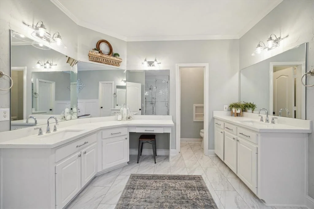 Photo of 1303 Roseberry Manor Drive