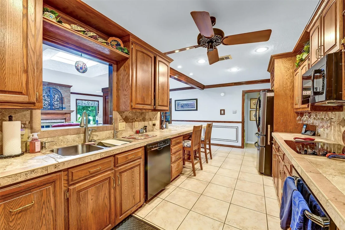 Photo of 13320 County Road 184