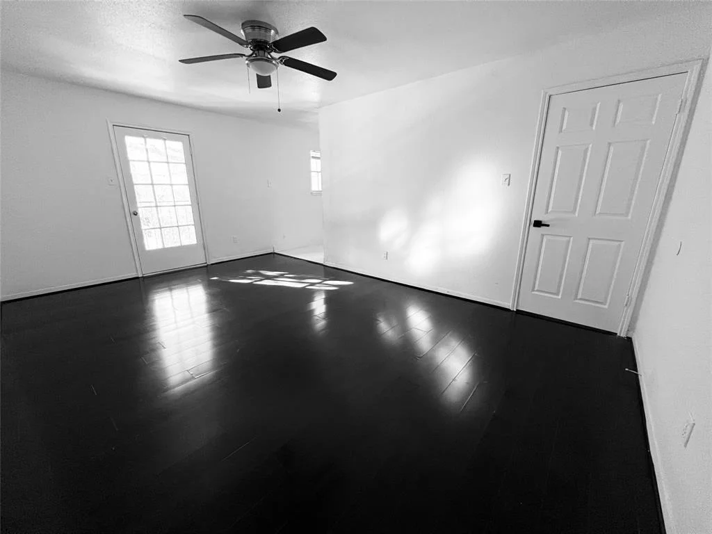 Photo of 6523 Escondido Drive