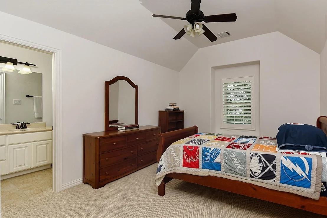 Photo of 6 Paloma Bend Place