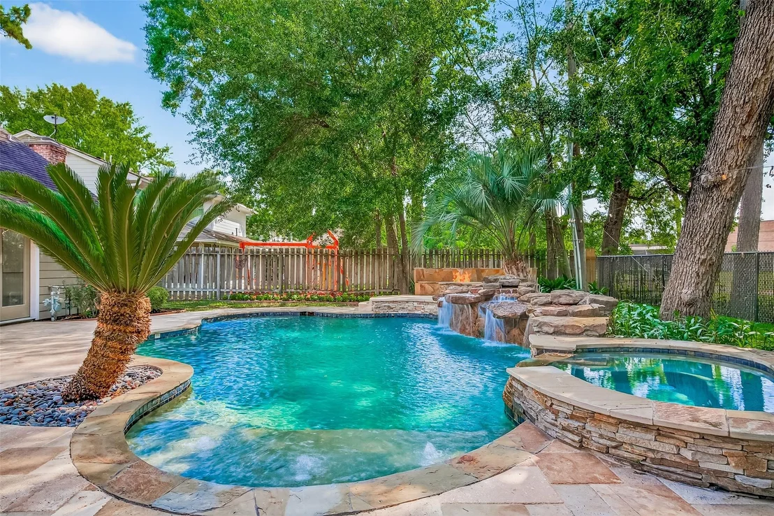 Photo of 602 Durley Drive