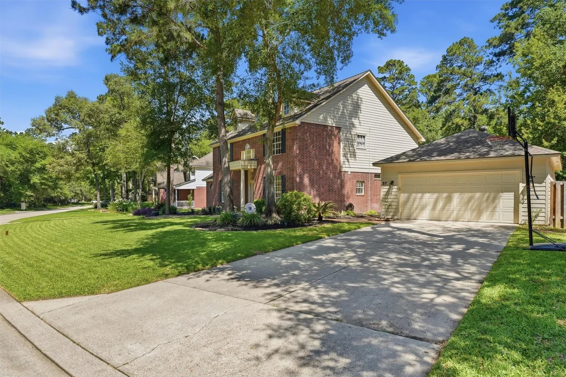 Photo of 37 Treescape Circle