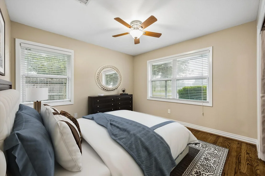 Photo of 4402 Libbey Lane