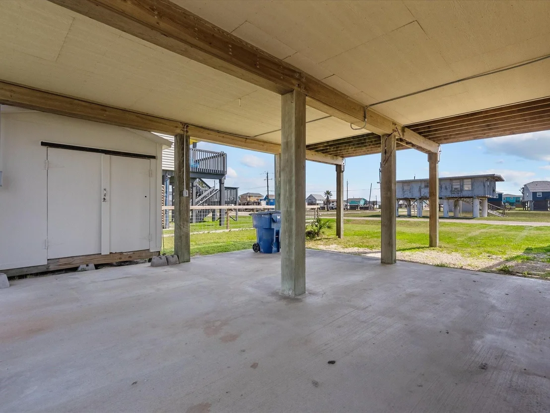 Photo of 1206 Middle Drive W