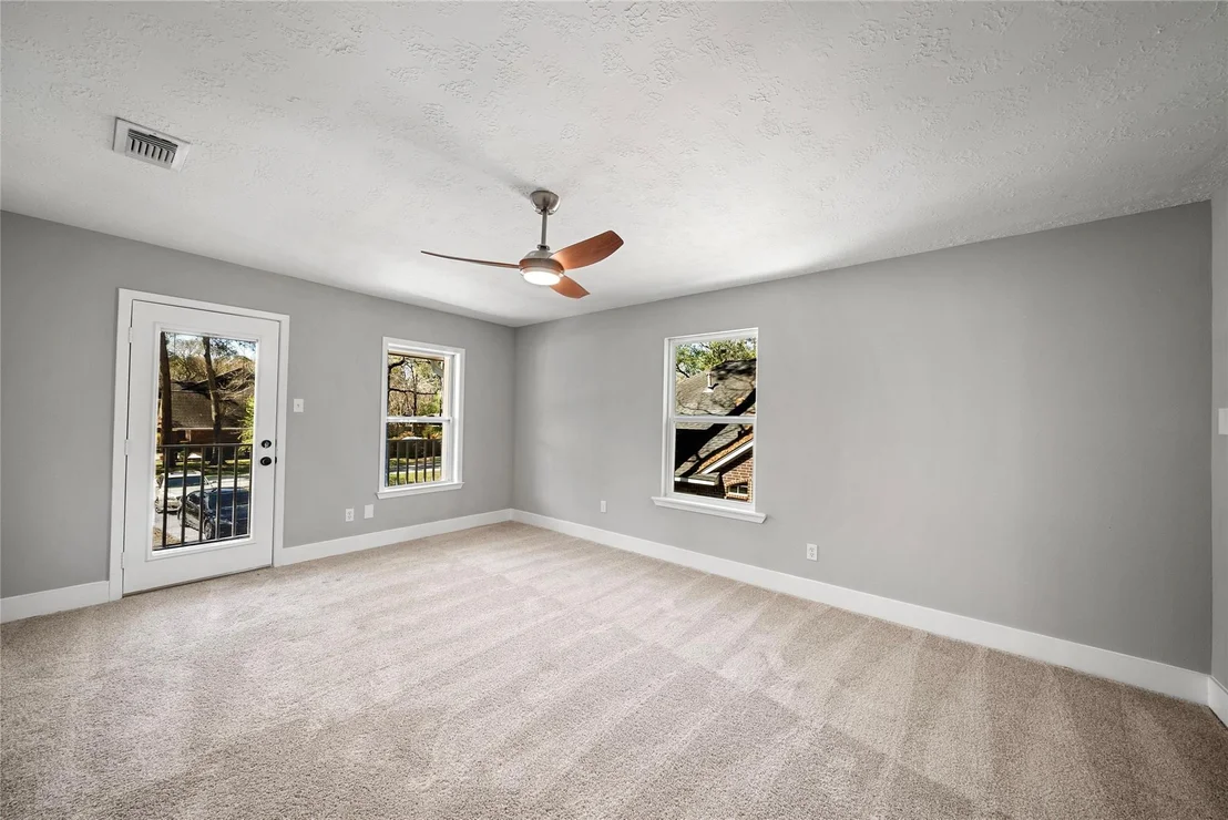 Photo of 15102 Long Oak Drive