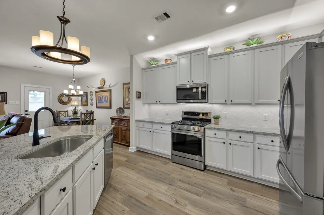Photo of 6115 White Spruce Drive