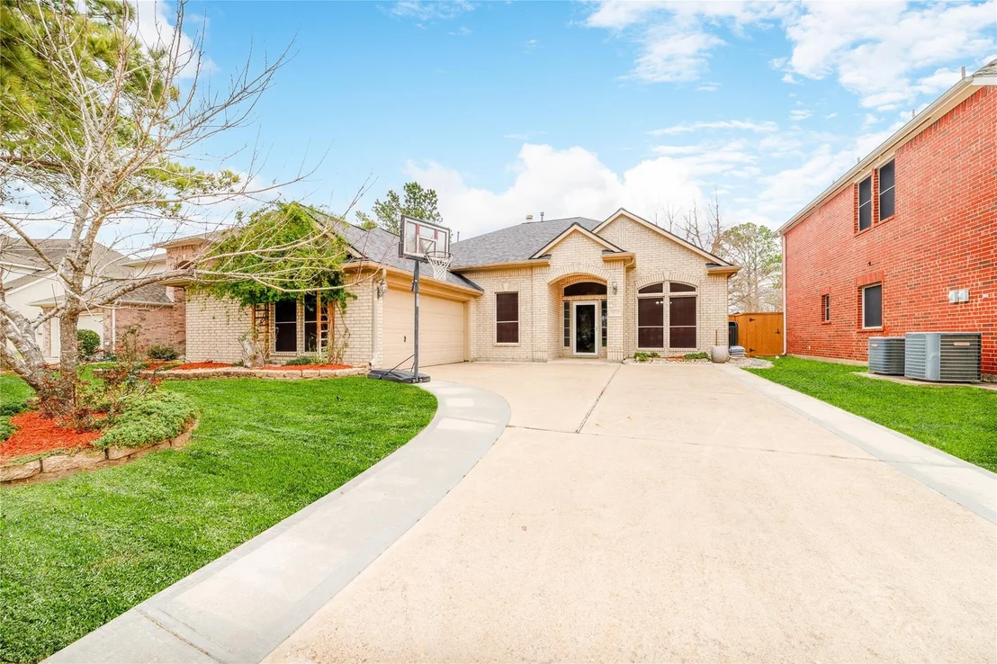 Photo of 2634 Long Leaf Drive
