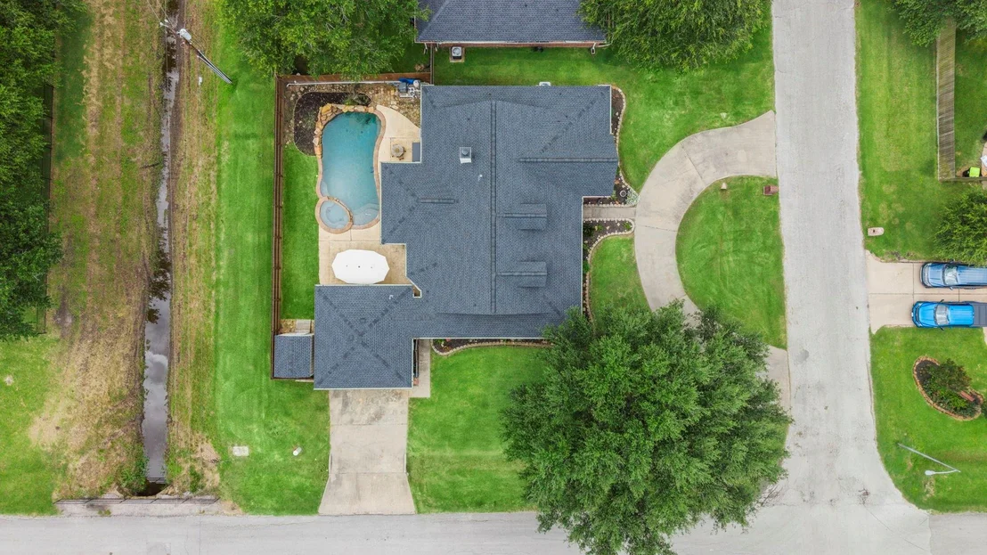 Photo of 9403 Highland Pointe Drive