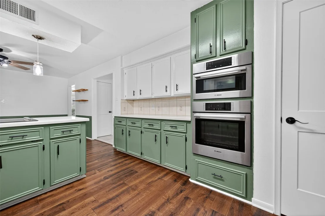 Photo of 202 Laura Lane