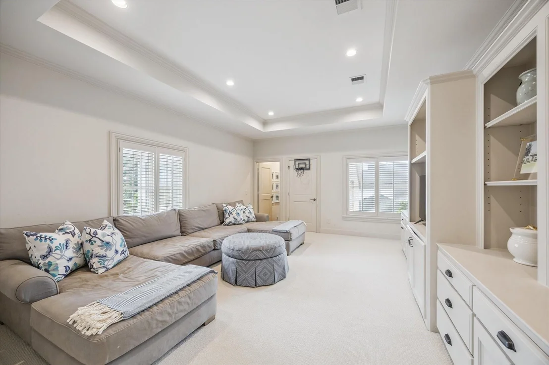 Photo of 6236 Doliver Drive