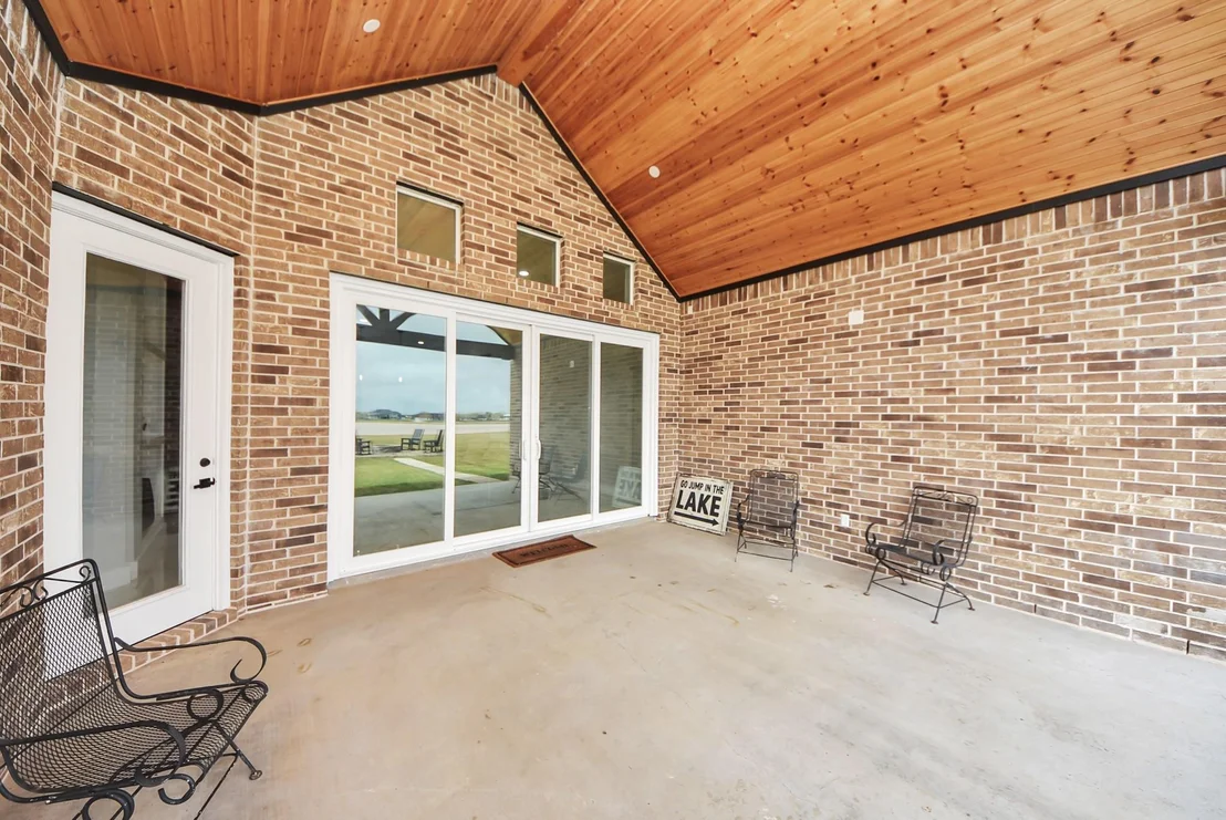 Photo of 627 Lily Lane
