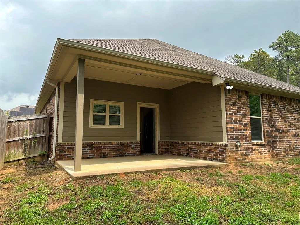 Photo of 2911 Meadow Brook Trail
