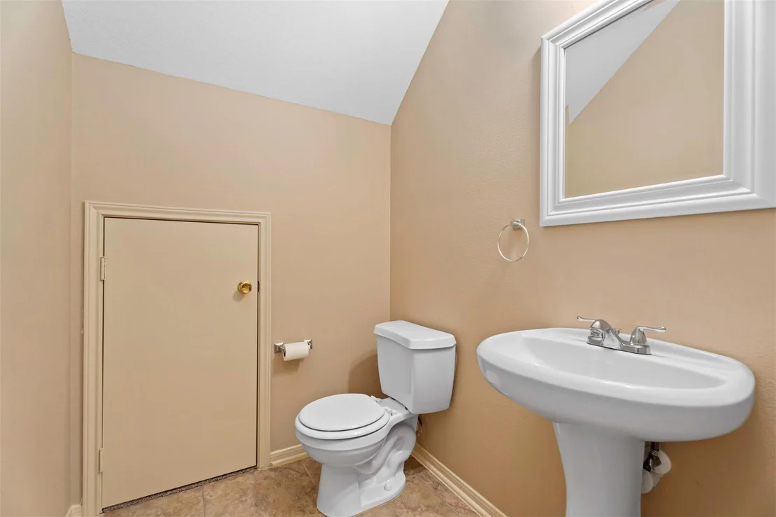 Photo of 22223 Lamaster Lane